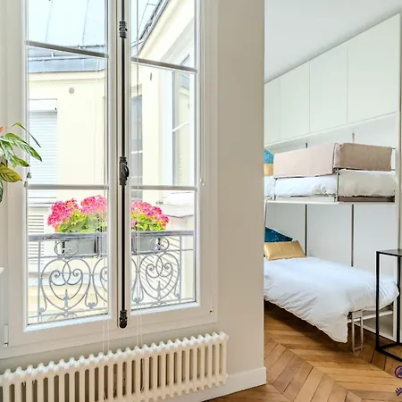 8 - Rue De Madrid - Luxe Et Elegance - Malesherbes Haussmann Lejlighed
