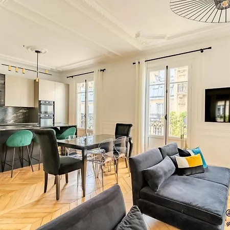 8 - Rue De Madrid - Luxe Et Elegance - Malesherbes Haussmann