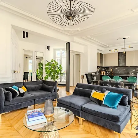 8 - Rue De Madrid - Luxe Et Elegance - Malesherbes Haussmann Paris